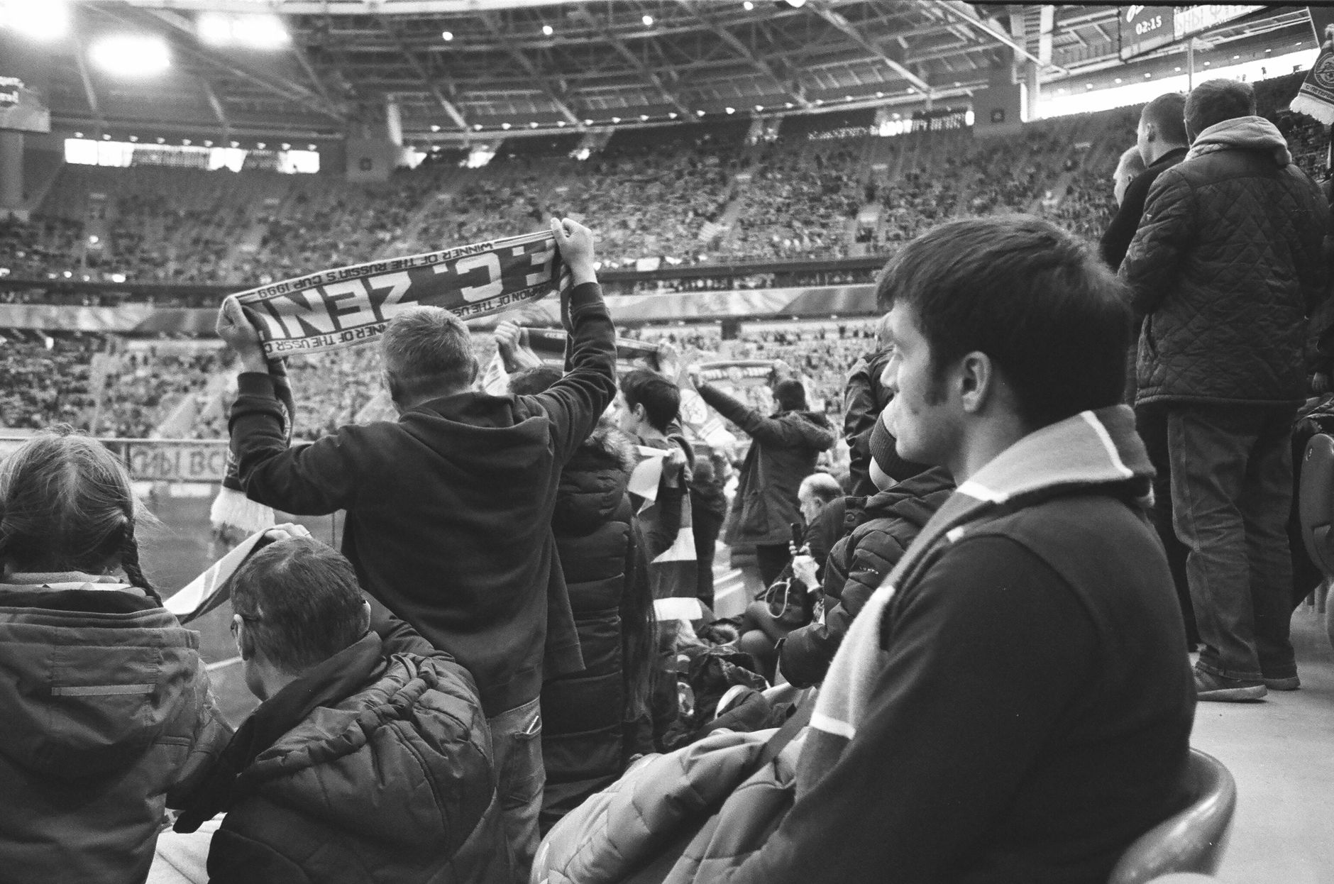 Polska znowu czeka na mundial. Bez kadr w Stanach, ale Ekstraklasa przygotowuje się do startu
