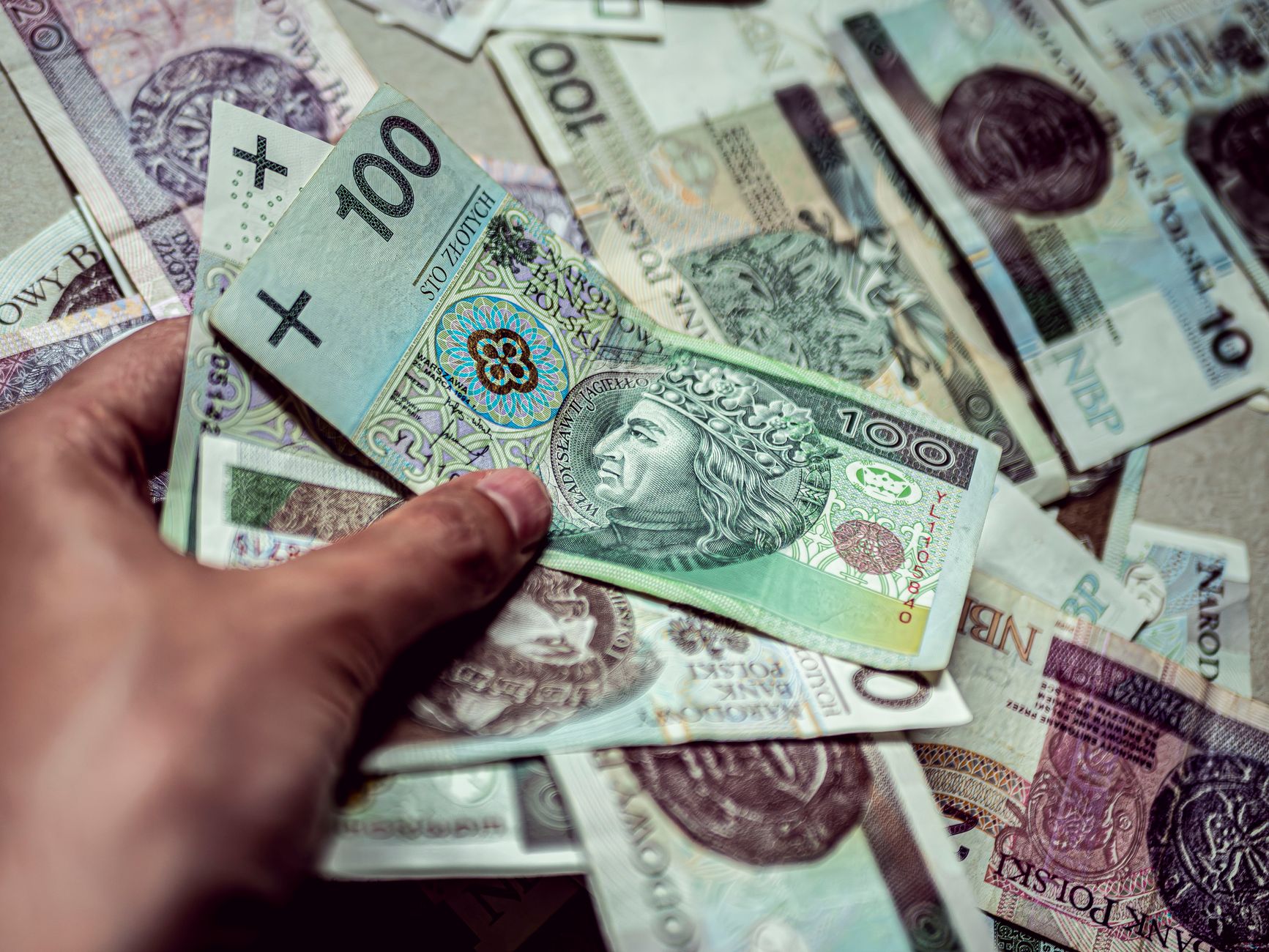Polska traci rating przez deficyt. Moody's pierwszy raz w 24 latach obniża ocenę naszej gospodarki